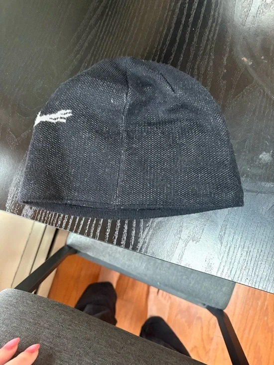 Arc'teryx Black and White Skeleton Logo Beanie - Picture 2 of 2